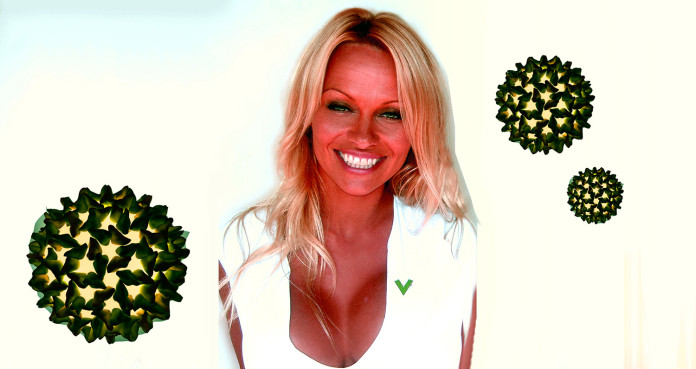 Pamela Anderson - Clapway