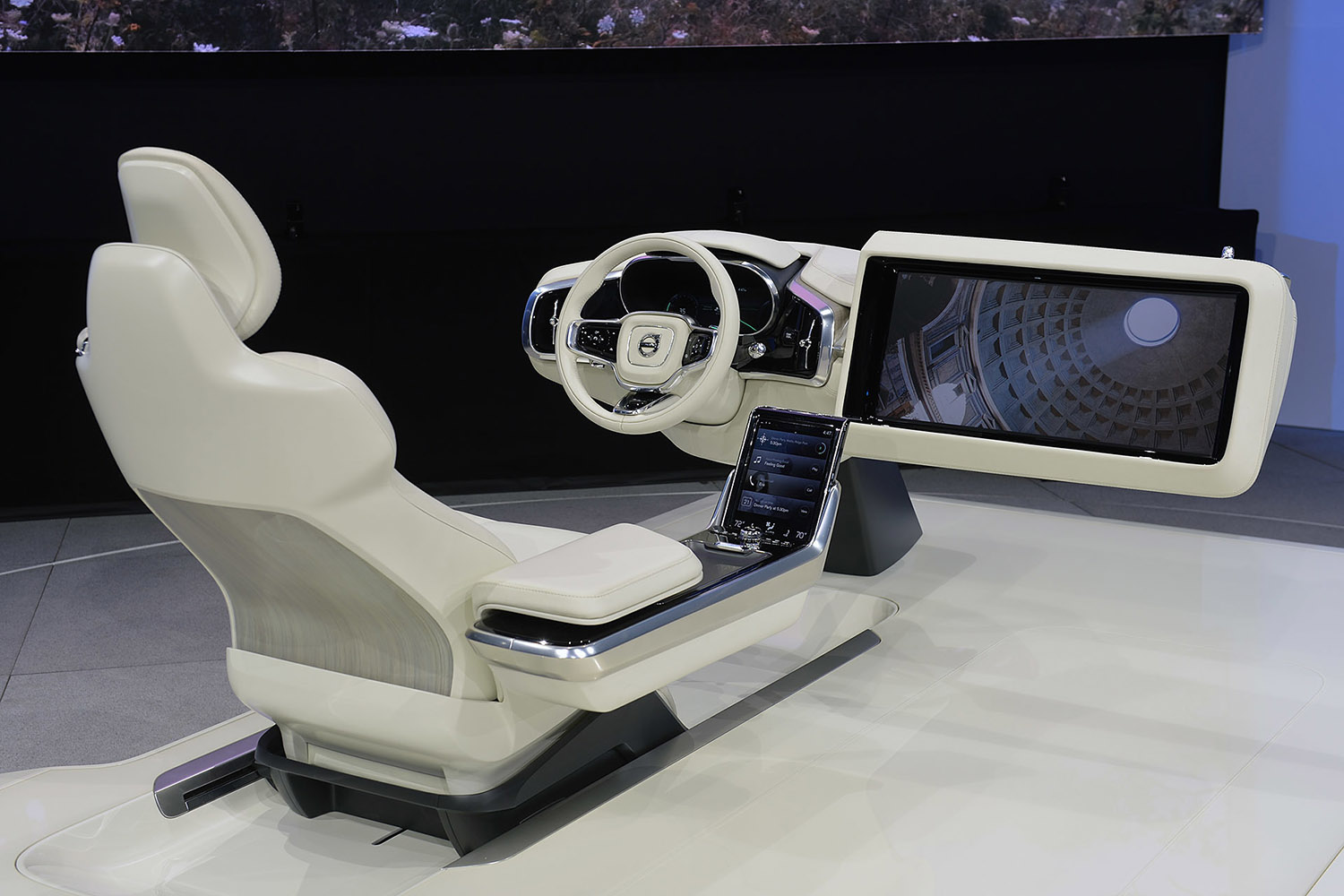 Volvo Concept 26