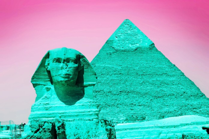 Scientists Scanning Egypt Pyramids to Find Aliens Sphinx Pyramid - Clapway