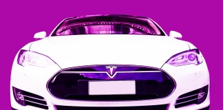 Tesla Model S Limo: Top 5 Car Accessories Clapway
