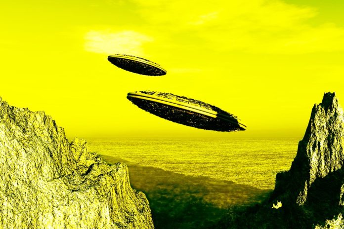 England Facing Biggest Alien Invasion; UFO Captured on Camera UFO Captured on Camera in England; Government and NASA Lie… Clapway