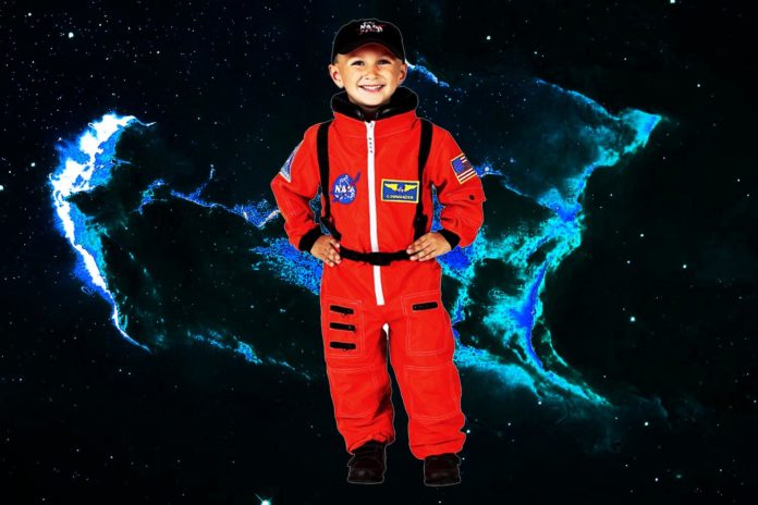 Top 5 Gifts For Kids Who Love Space, NASA and Aliens Clapway